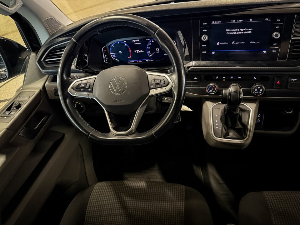 VW Transporter 2,0 TDi 199 Kassevogn DSG 4Motion kort