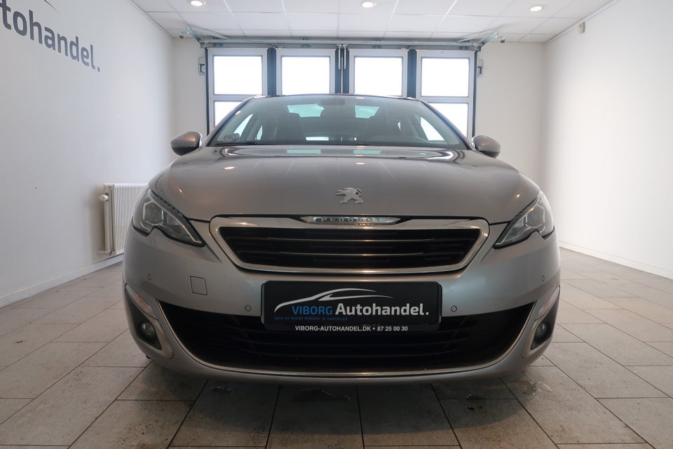 Peugeot 308 1,6 BlueHDi 120 Envy Sky SW 5d