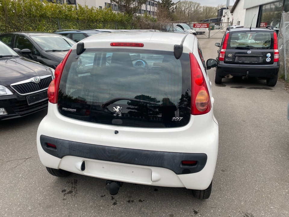 Peugeot 107 1,0 Cool 5d