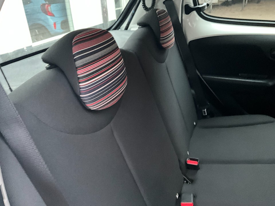 Citroën C1 1,0 VTi Shine 5d