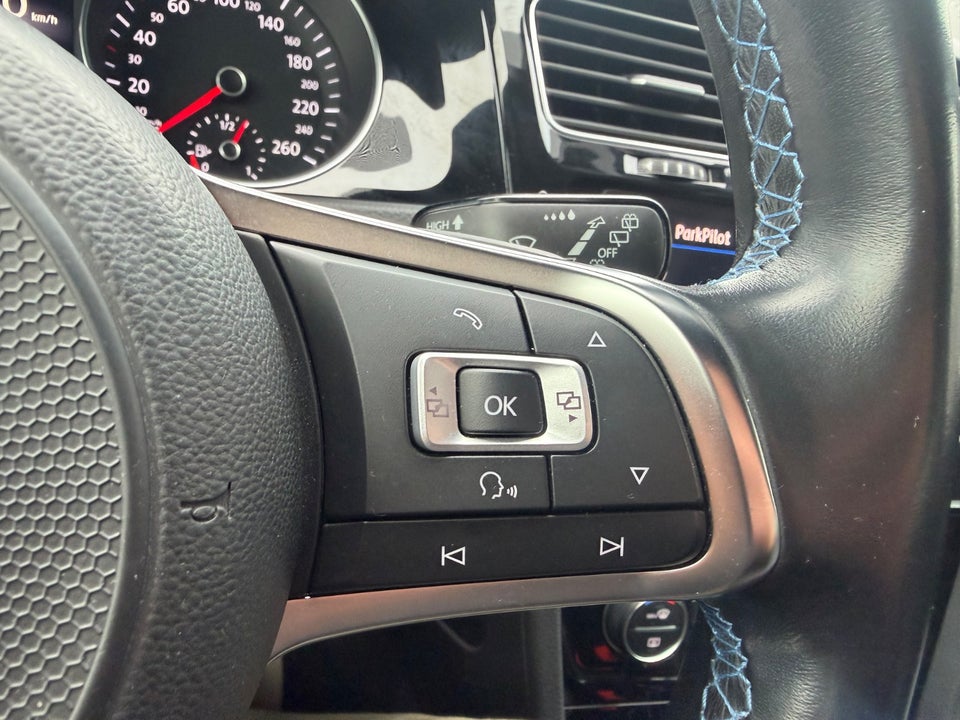VW Golf VII 1,4 GTE DSG 5d