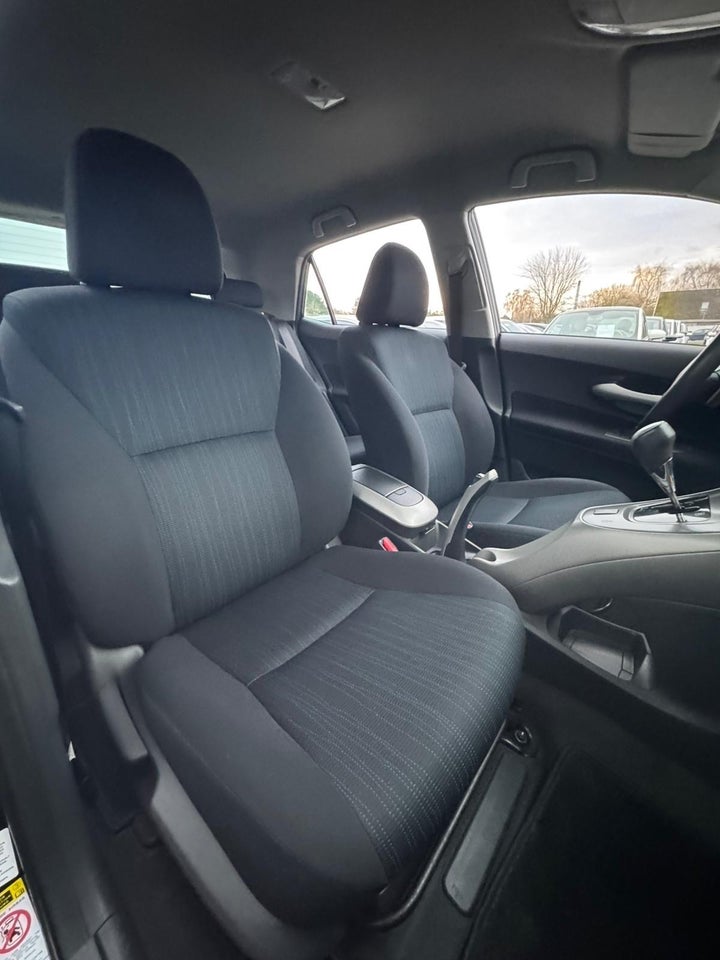 Toyota Auris 1,3 T2 5d