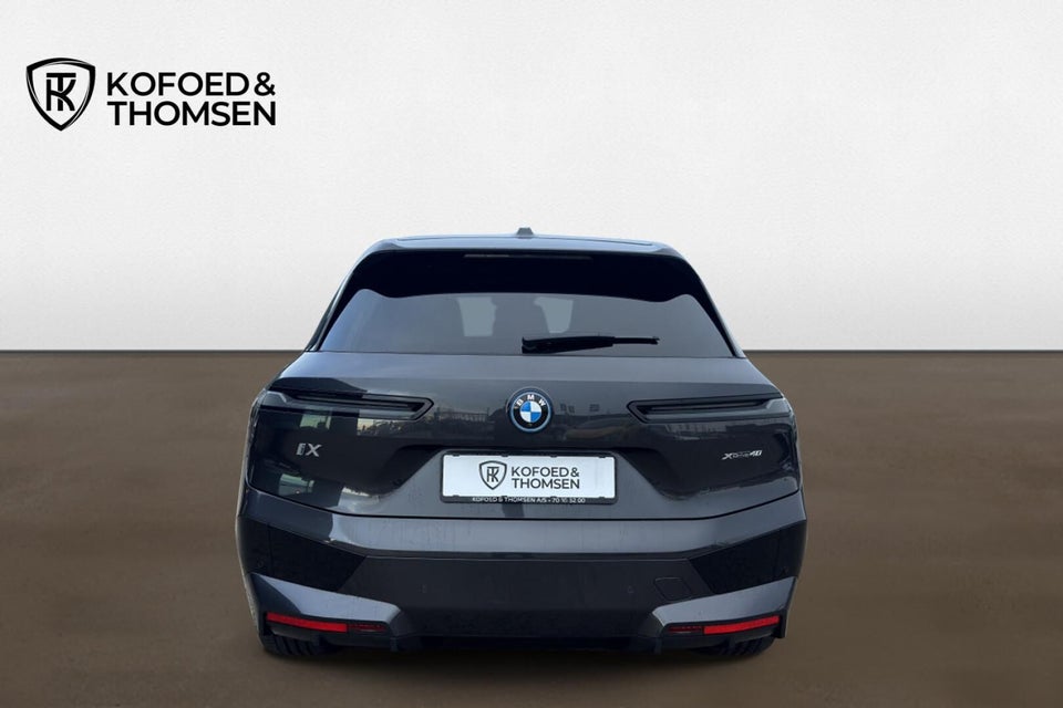 BMW iX xDrive40 5d