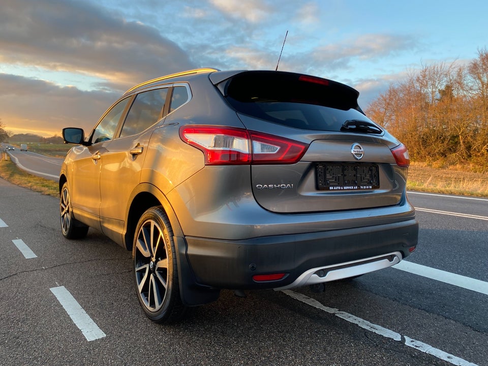 Nissan Qashqai 1,2 Dig-T 115 Tekna 5d