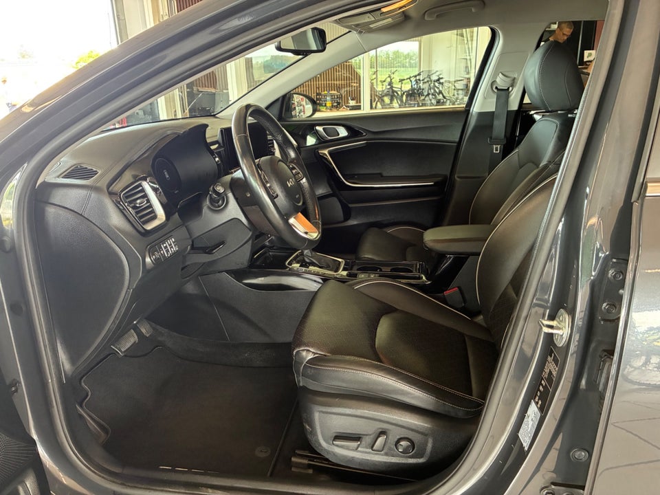 Kia Ceed 1,6 PHEV Upgrade Premium SW DCT 5d