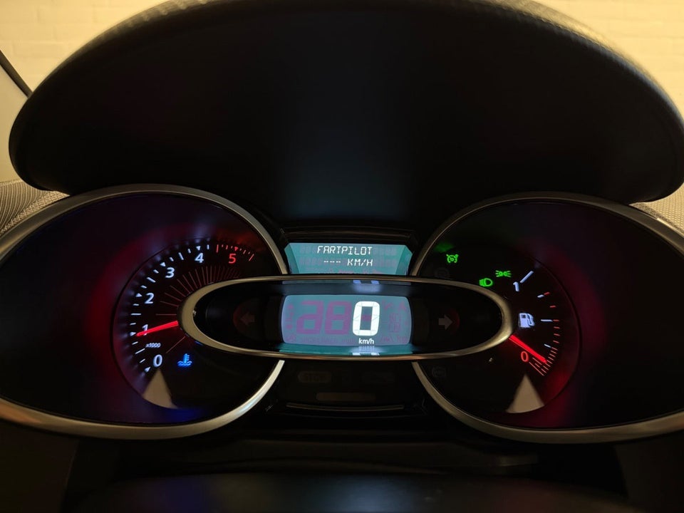 Renault Clio IV 1,5 dCi 75 Expression 5d