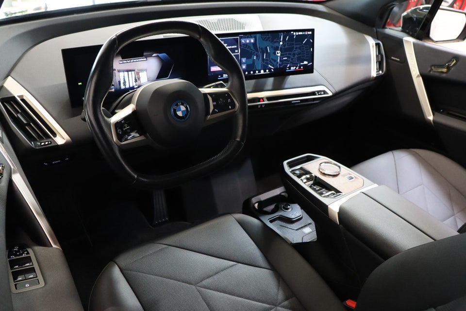 BMW iX xDrive40 Fully Charged Sport 5d