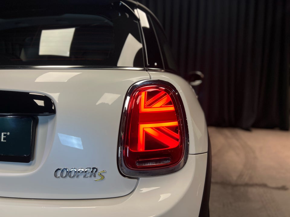 MINI Cooper SE Classic 3d