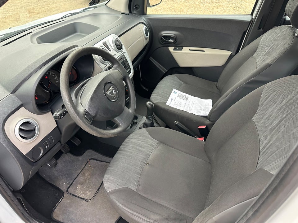 Dacia Lodgy 1,6 16V Ambiance 7prs 5d