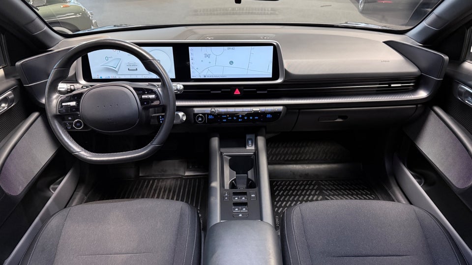 Hyundai Ioniq 6 53 Essential 4d