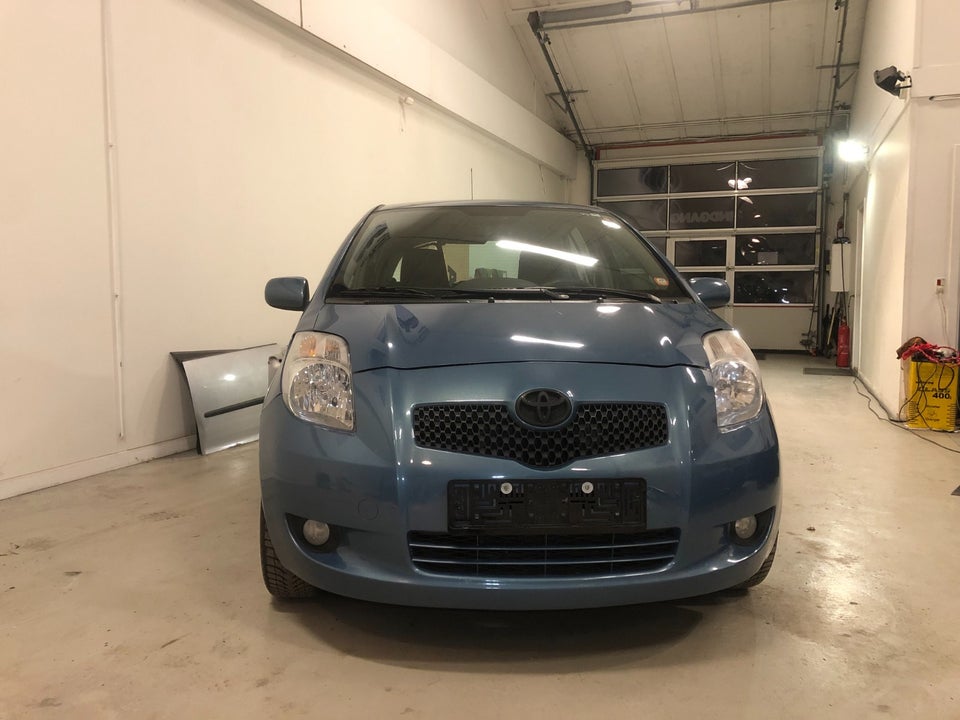 Toyota Yaris 1,3 Sol M/M 5d