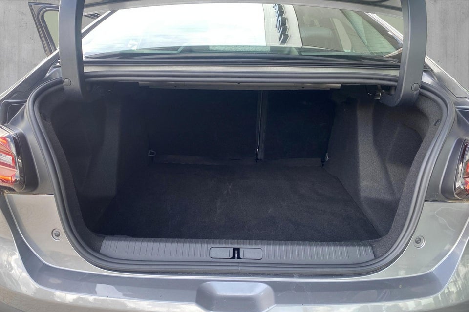 Citroën ë-C4 X 50 Plus 4d