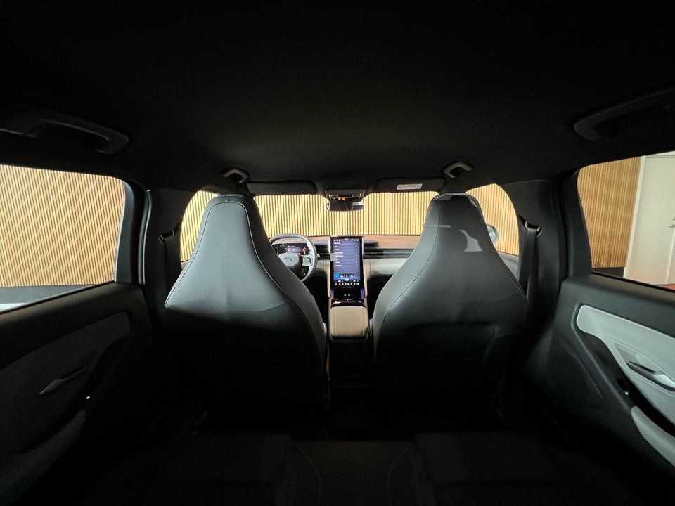 Ford Capri 77 Premium Extended Range 5d