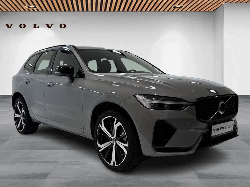 Volvo XC60 2,0 T6 ReCharge Plus Dark aut. AWD 5d