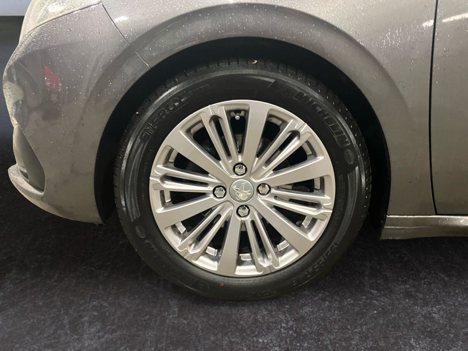 Peugeot 208 1,6 BlueHDi 100 Edition+ 5d