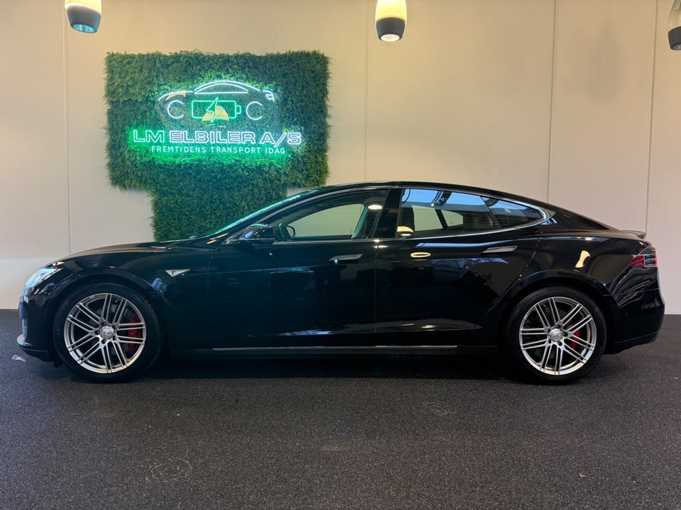 Tesla Model S P85D 5d