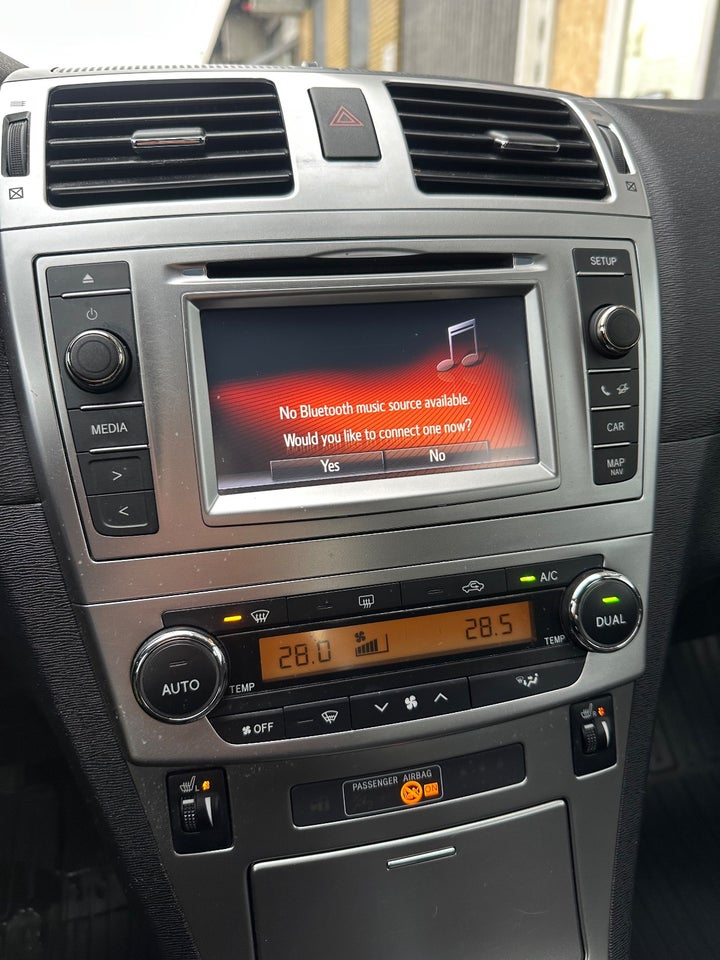 Toyota Avensis 1,8 VVT-i T2 Touch stc. 5d