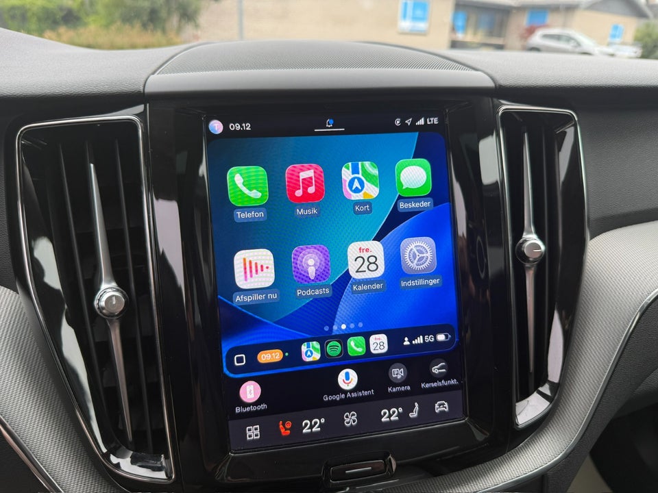 Volvo XC60 2,0 T6 ReCharge Plus Dark aut. AWD 5d