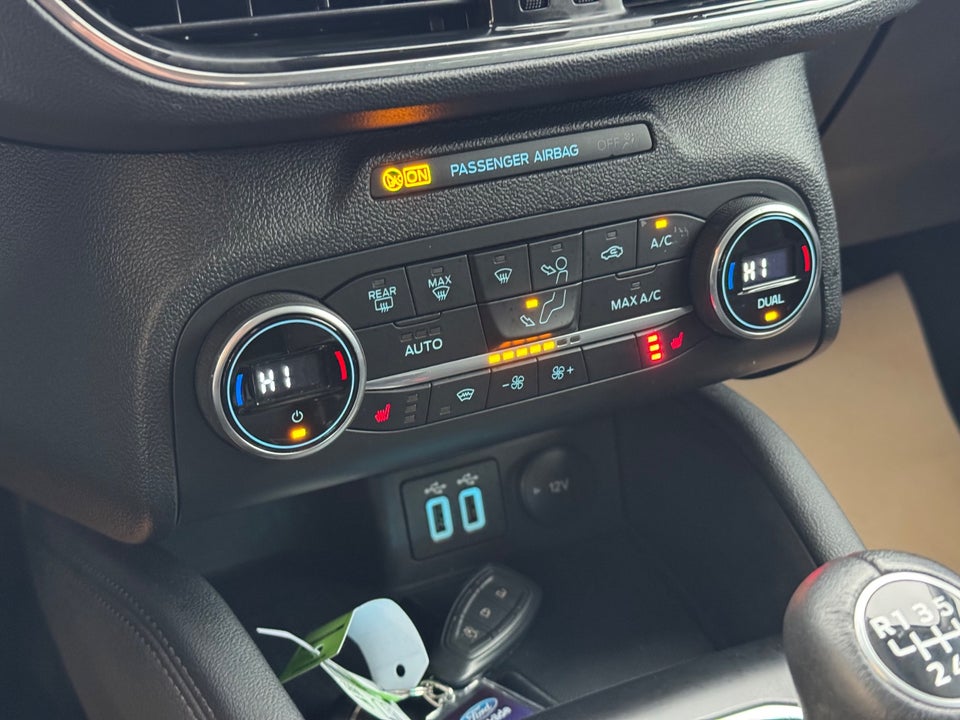 Ford Focus 1,5 EcoBlue Titanium X stc. 5d