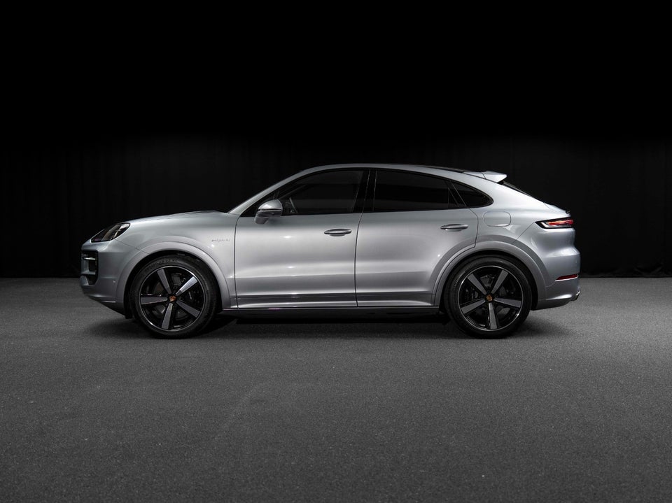 Porsche Cayenne 3,0 E-Hybrid Coupé Tiptr. 5d
