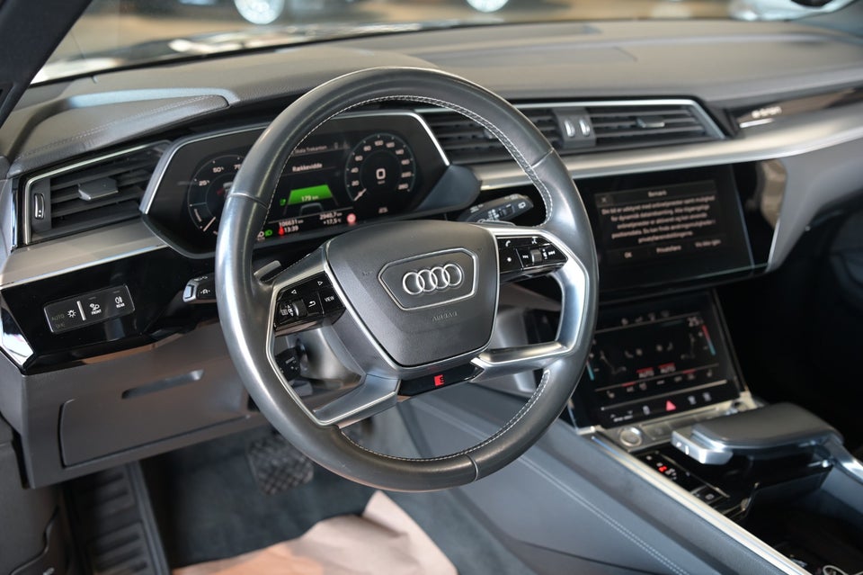 Audi e-tron 55 Advanced quattro 5d