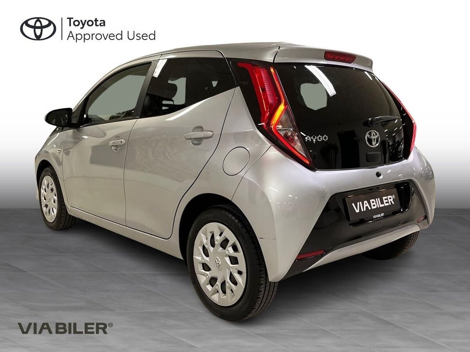 Toyota Aygo 1,0 VVT-i x-pression 5d