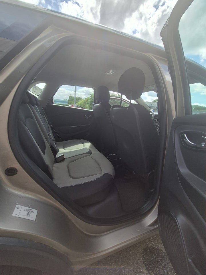 Renault Captur 0,9 TCe 90 Expression 5d