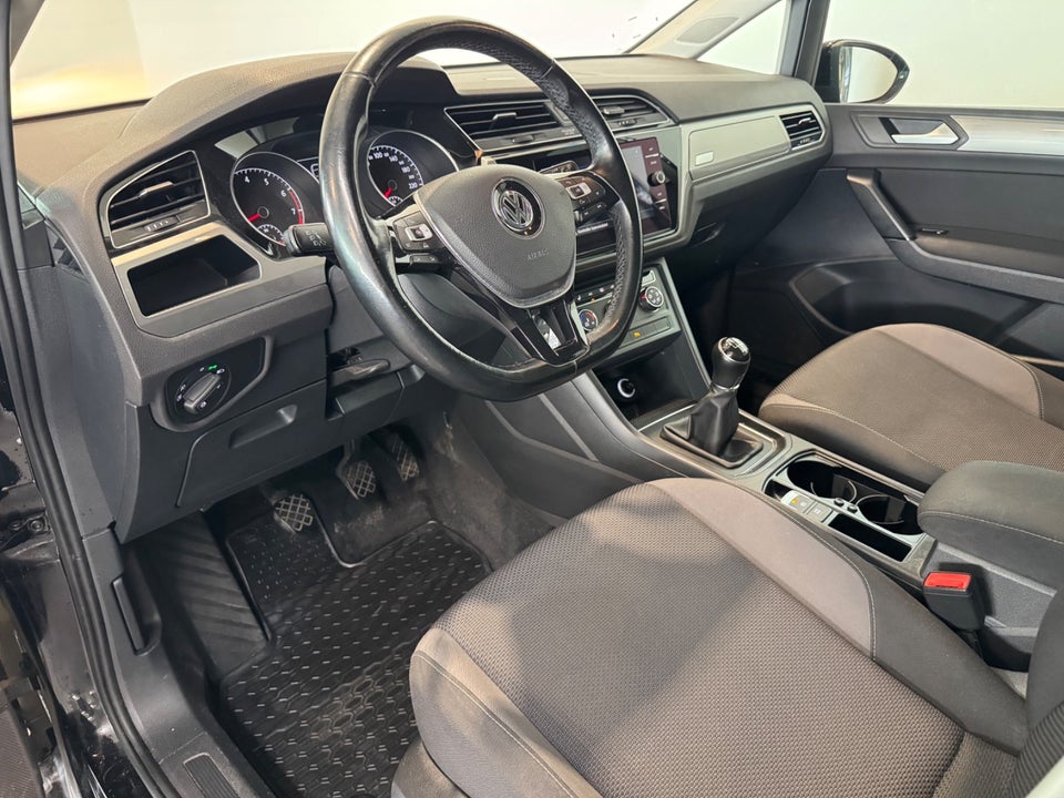 VW Touran 1,2 TSi 110 Trendline 7prs 5d