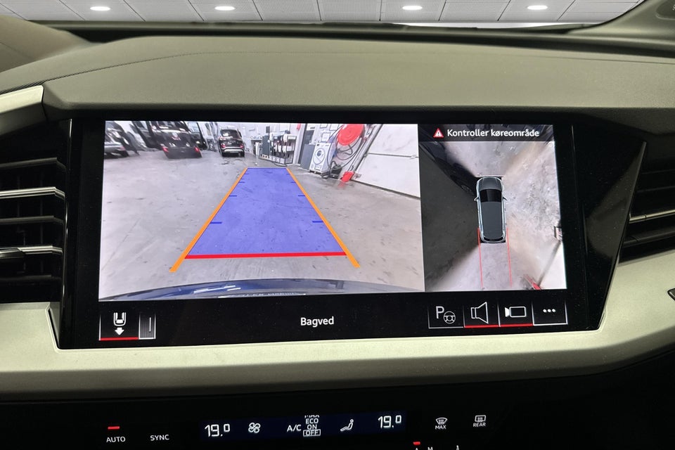 Audi Q4 e-tron 45 Progress 5d