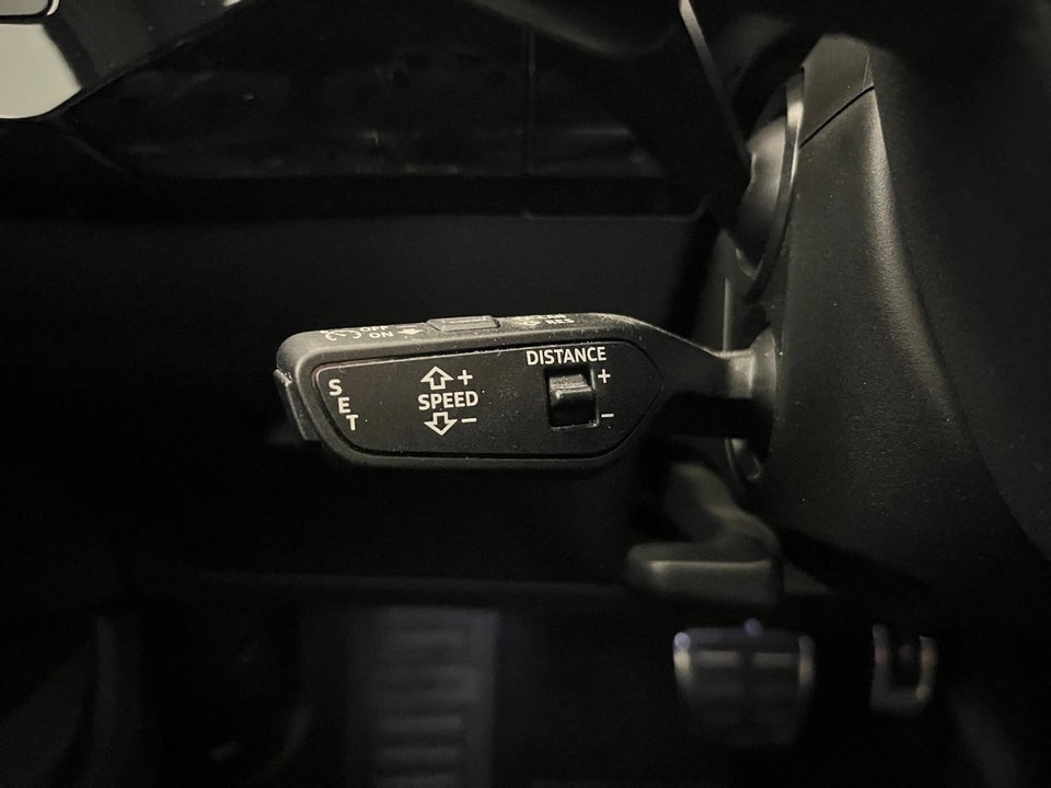 Audi Q8 e-tron 55 Advanced S-line quattro 5d