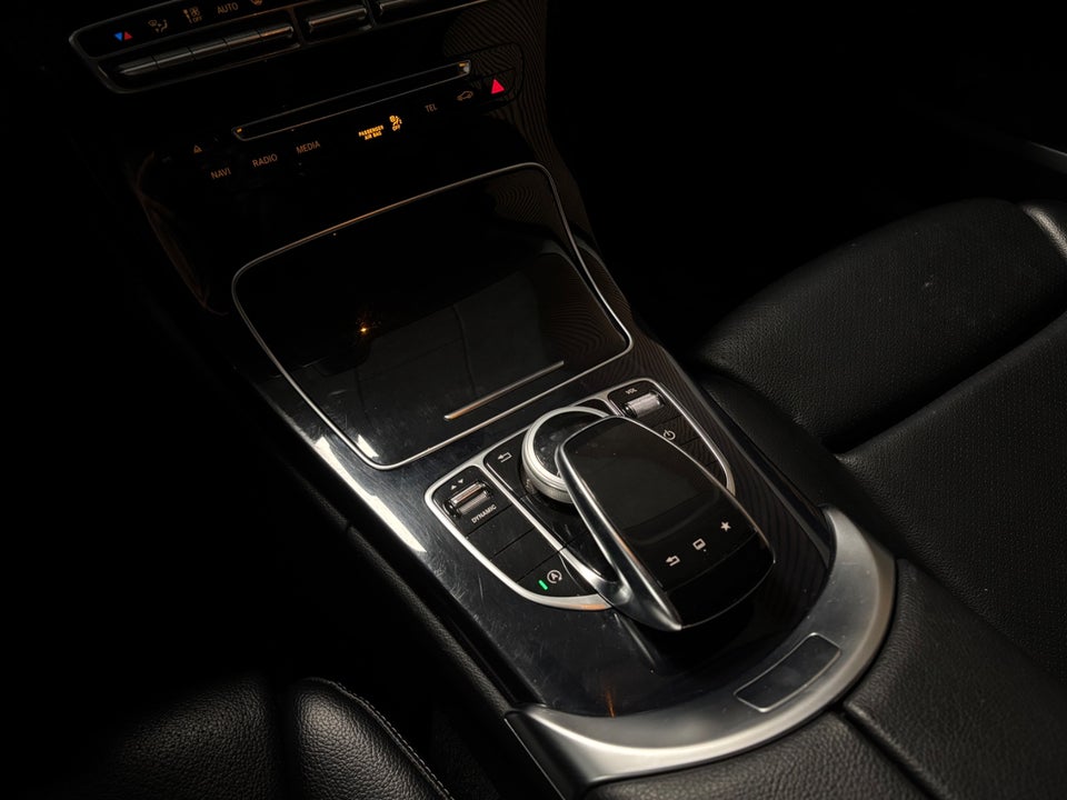 Mercedes C200 d 2,2 AMG Line stc. aut. 5d