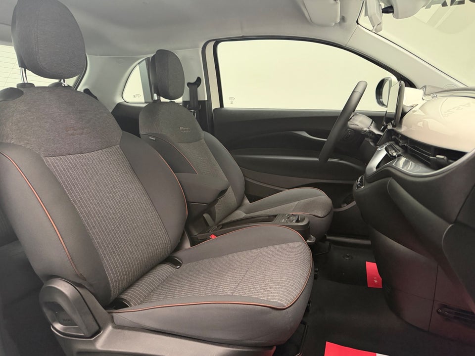 Fiat 500e 24 Icon 3d