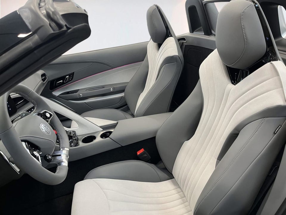 MG Cyberster GT Performance 2d