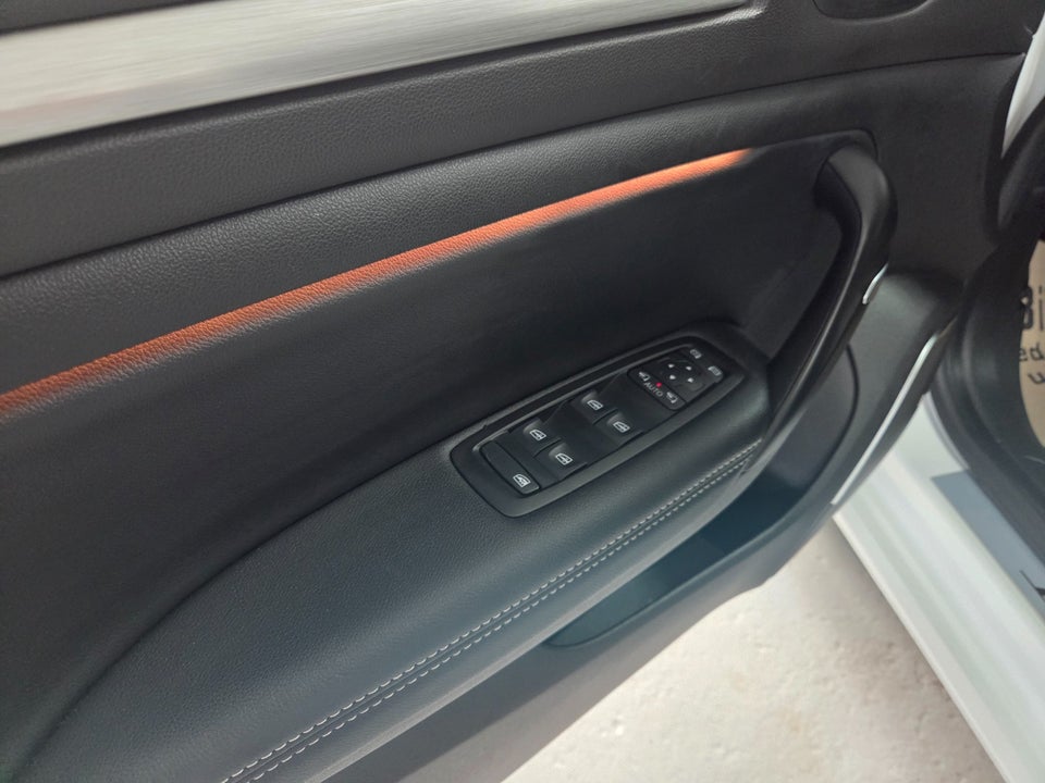 Renault Megane IV 1,3 TCe 140 Bose Edition Sport Tourer EDC 5d