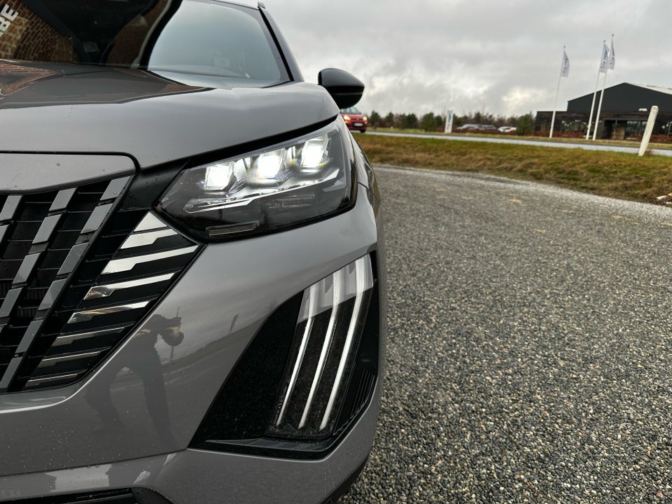 Peugeot e-2008 54 GT 5d