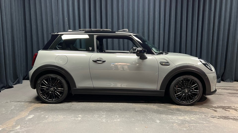MINI Cooper SE Yours Trim 3d