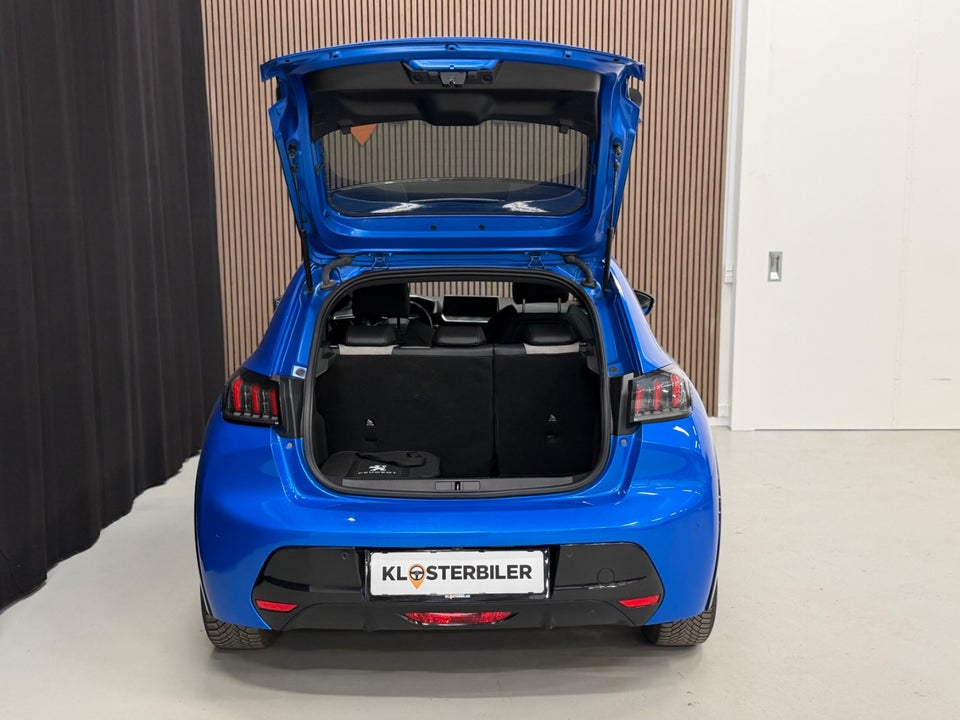 Peugeot e-208 50 GT 5d