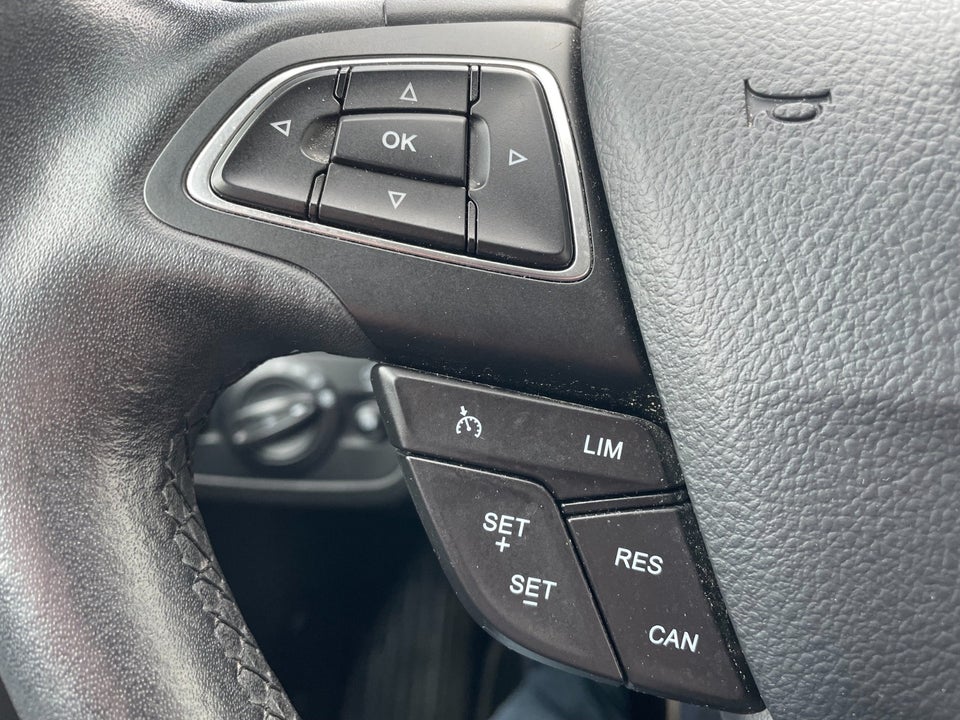 Ford C-MAX 1,0 SCTi 125 Titanium 5d