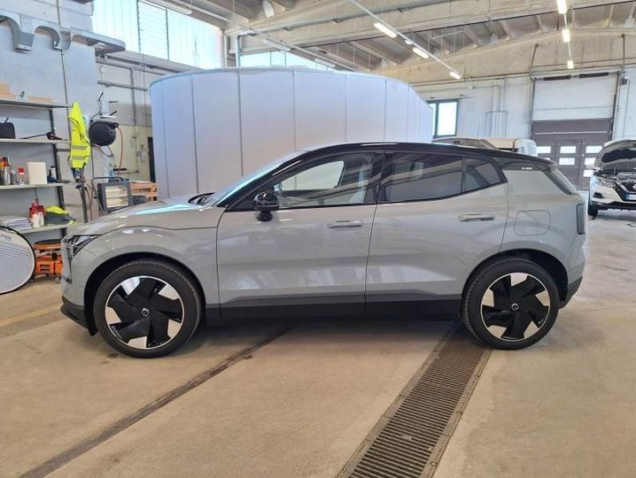 Volvo EX30 Extended Range Ultra 5d
