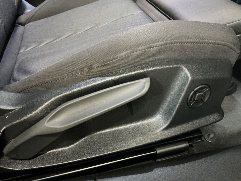 Audi A6 50 TFSi e Sport Prestige Avant quattro S-tr. 5d