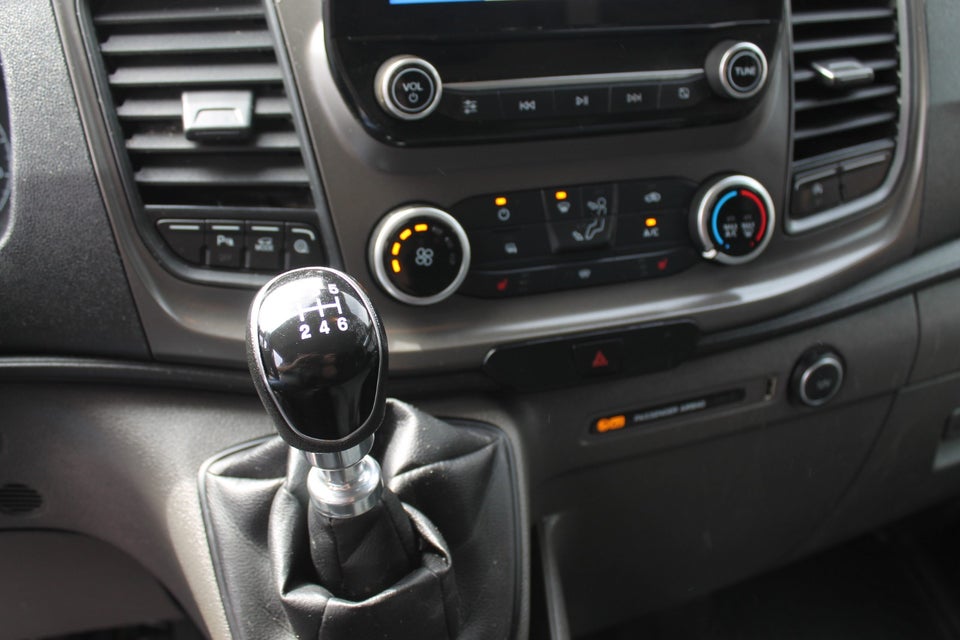 Ford Transit Custom 300 L2 2,0 TDCi 130 Trend