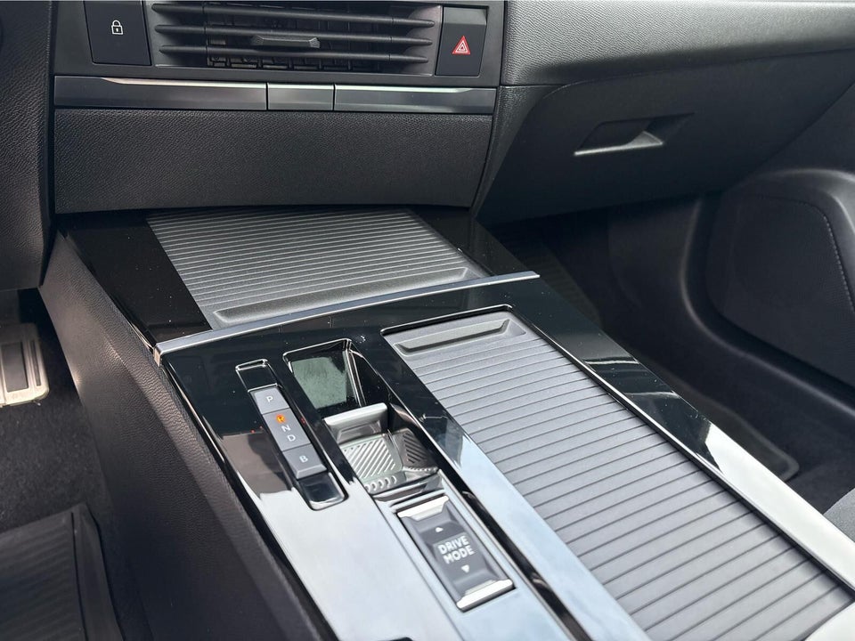 Opel Astra-e 54 Ultimate 5d