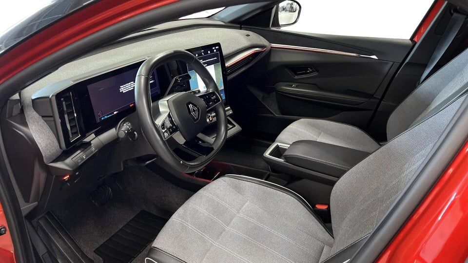 Renault Megane E-Tech 60 Techno 5d