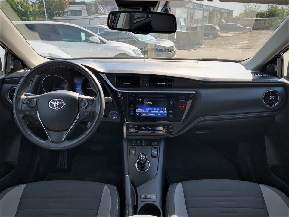 Toyota Auris 1,8 Hybrid H2 Comfort Touring Sports CVT 5d