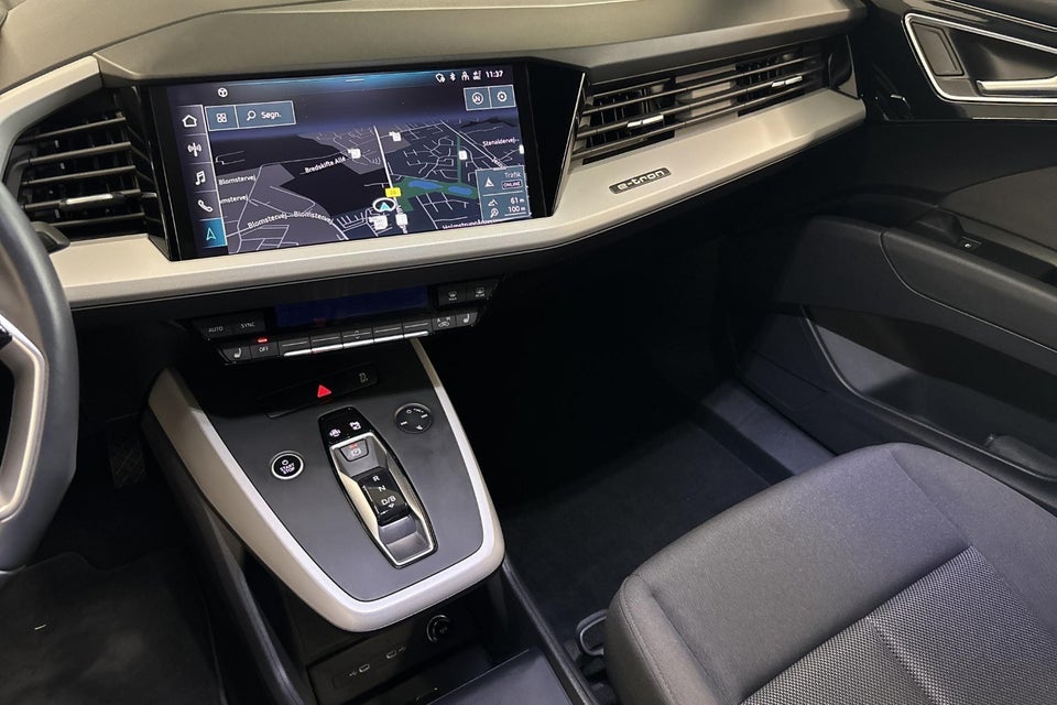 Audi Q4 e-tron 40 S-line 5d