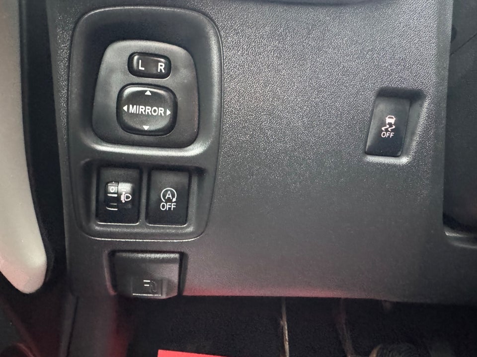 Toyota Aygo 1,0 VVT-i x-press 5d