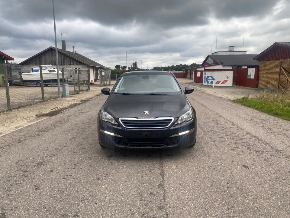 Peugeot 308 1,2 e-THP 110 Chili SW 5d