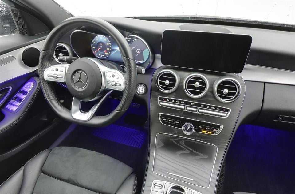 Mercedes C300 de 2,0 AMG Line Night Edition stc. aut. 5d