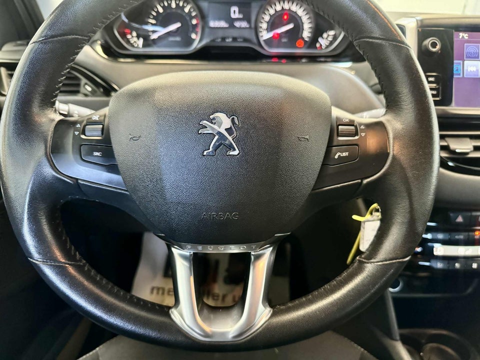 Peugeot 208 1,6 BlueHDi 100 Allure 5d