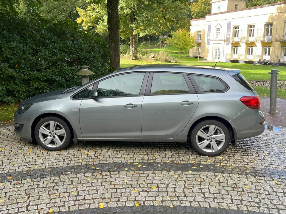 Opel Astra 1,4 T 140 Sport Sports Tourer 5d